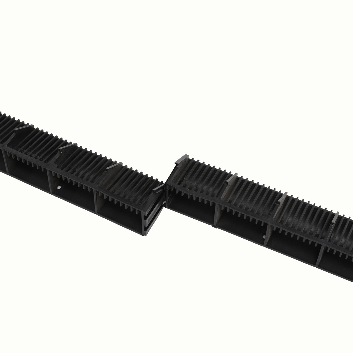 10mm Over Fascia Vent x 1m